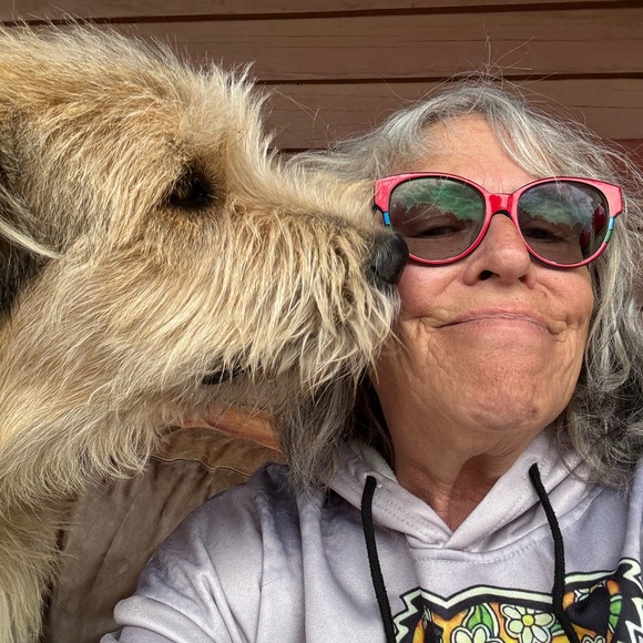 Meet your Posher, Marci - Picture 5 of 5